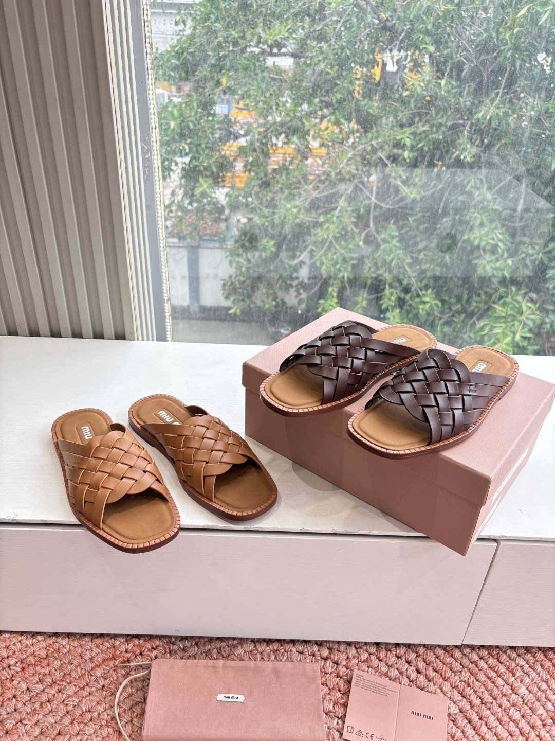 🌾G0286代购级独家上新Miu Miu2026牛皮半拖Zp开发 手工羊皮编织麻花菱格平底拖鞋秒杀市面版