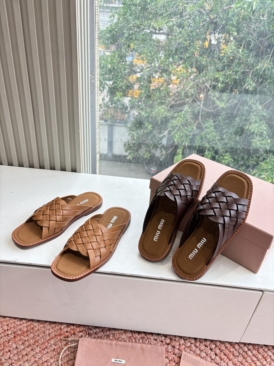 🌾G0286代购级独家上新Miu Miu2026牛皮半拖Zp开发 手工羊皮编织麻花菱格平底拖鞋秒杀市面版
