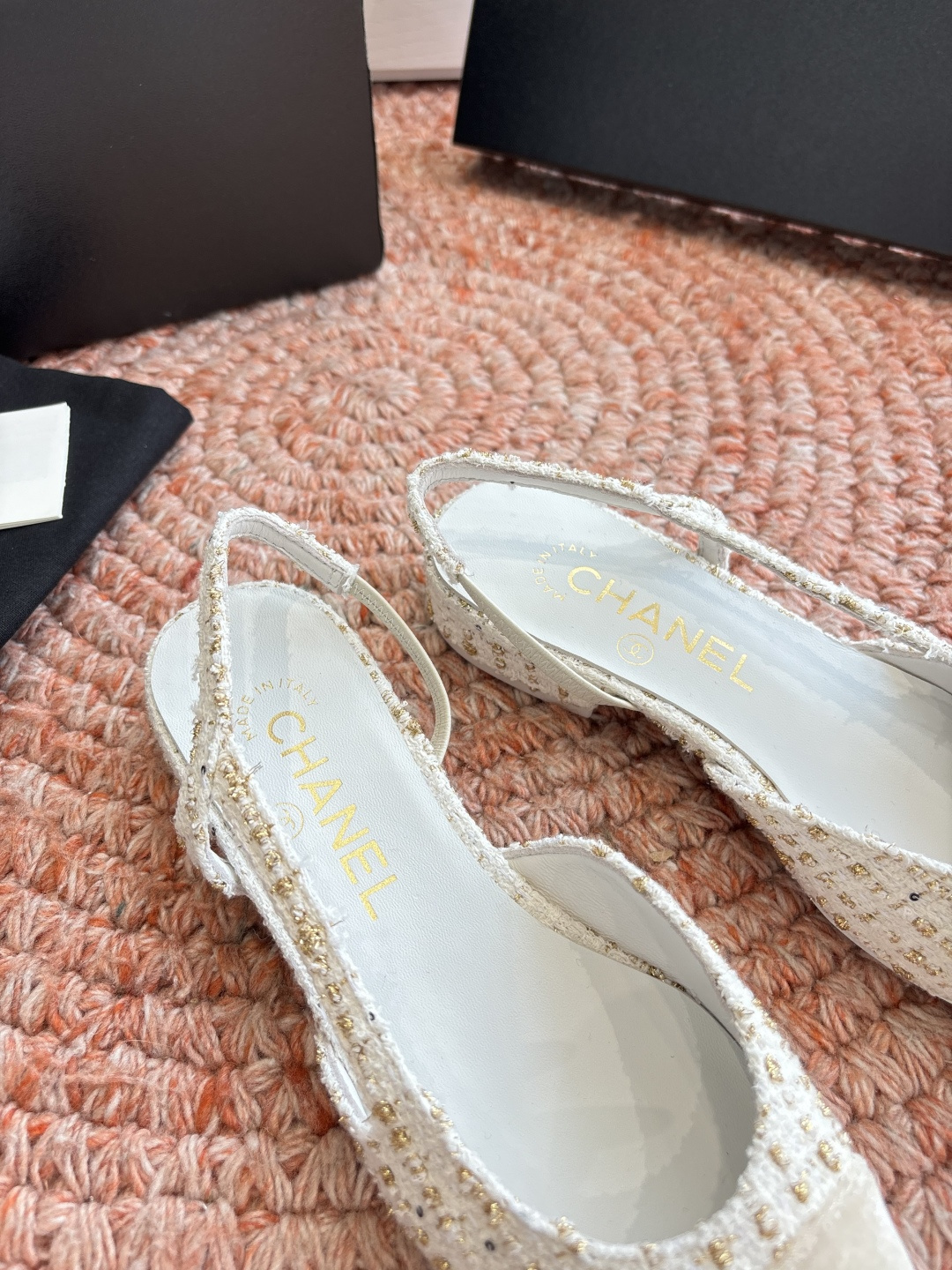 🌾G233所见即所得代购级CHANE*2026小香奈儿早春爆品玛丽珍包头单鞋凉鞋妥妥的自留款！！比经典款