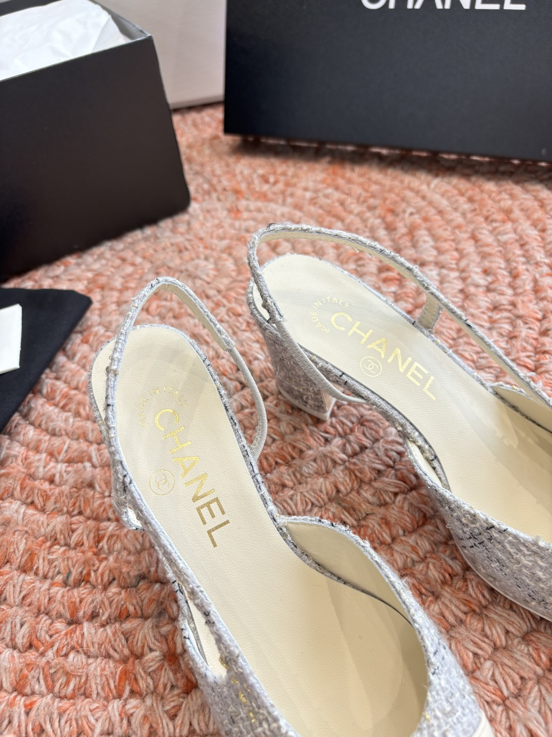 🌾G233所见即所得代购级CHANE*2026小香奈儿早春爆品玛丽珍包头单鞋凉鞋妥妥的自留款！！比经典款