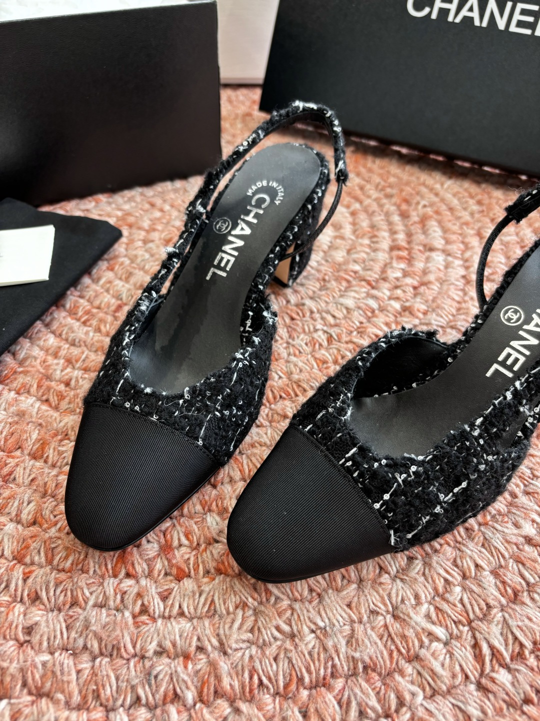 🌾G233所见即所得代购级CHANE*2026小香奈儿早春爆品玛丽珍包头单鞋凉鞋妥妥的自留款！！比经典款