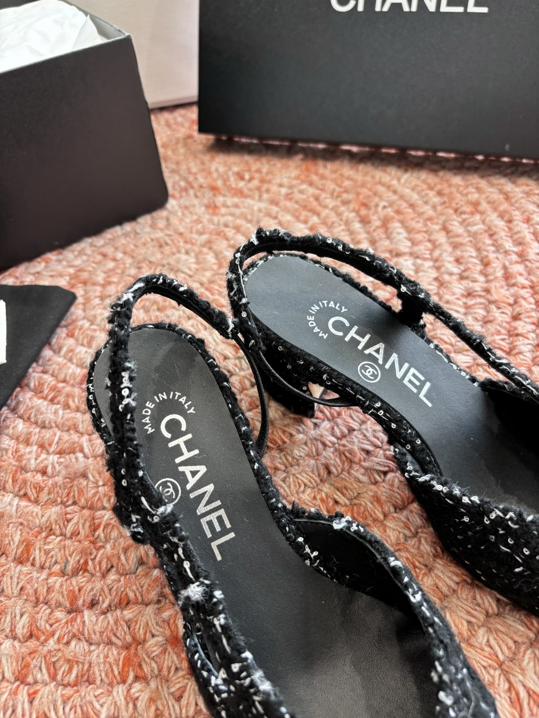 🌾G233所见即所得代购级CHANE*2026小香奈儿早春爆品玛丽珍包头单鞋凉鞋妥妥的自留款！！比经典款