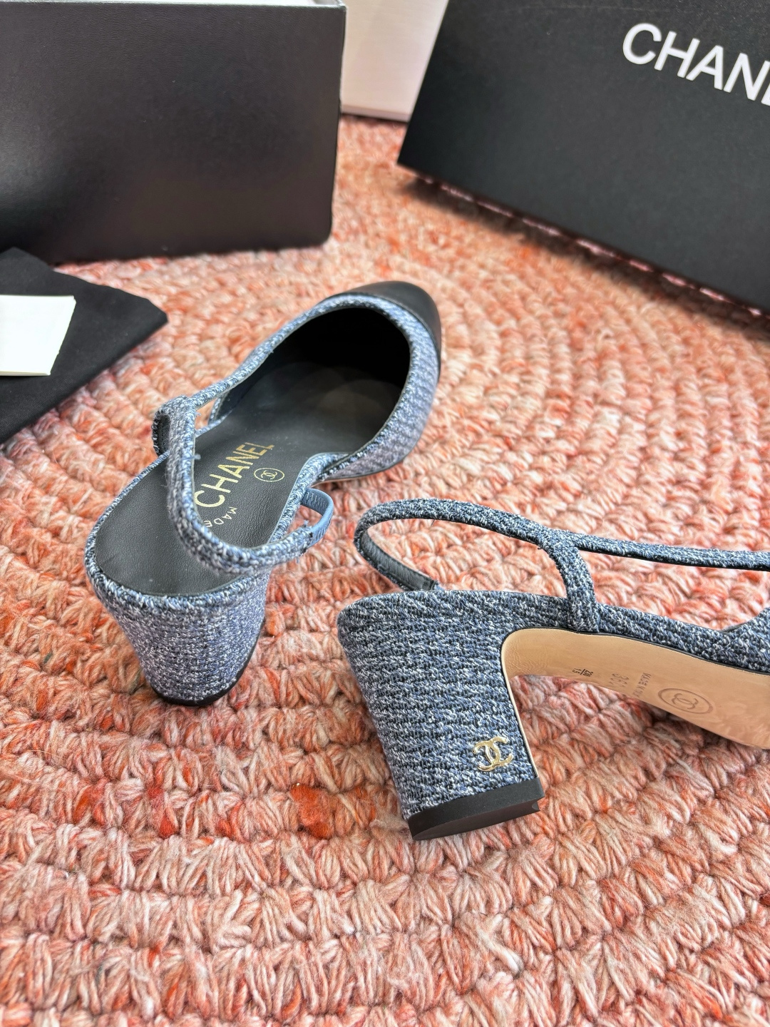🌾G233所见即所得代购级CHANE*2026小香奈儿早春爆品玛丽珍包头单鞋凉鞋妥妥的自留款！！比经典款
