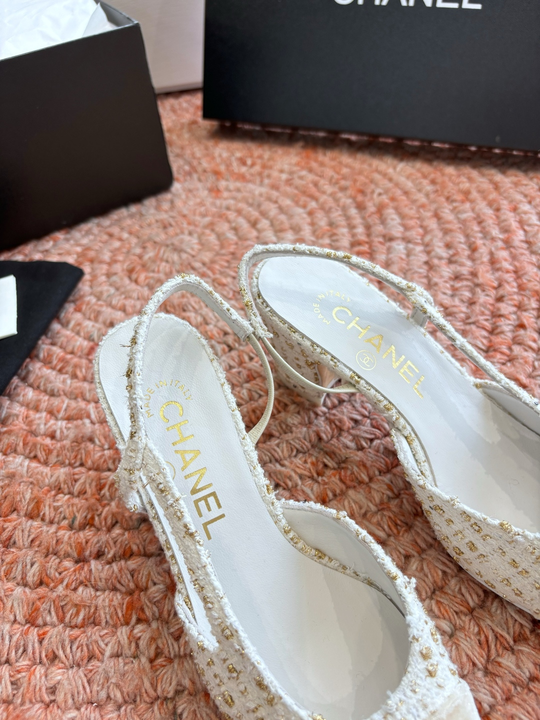 🌾G233所见即所得代购级CHANE*2026小香奈儿早春爆品玛丽珍包头单鞋凉鞋妥妥的自留款！！比经典款