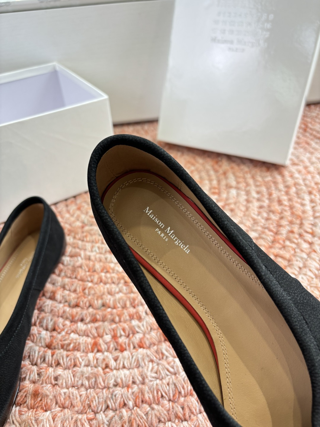 🌾G077代购级别2026 5Maison Margie马吉拉•分趾粗跟平底复古玛丽珍娃娃头苹果头芭蕾舞