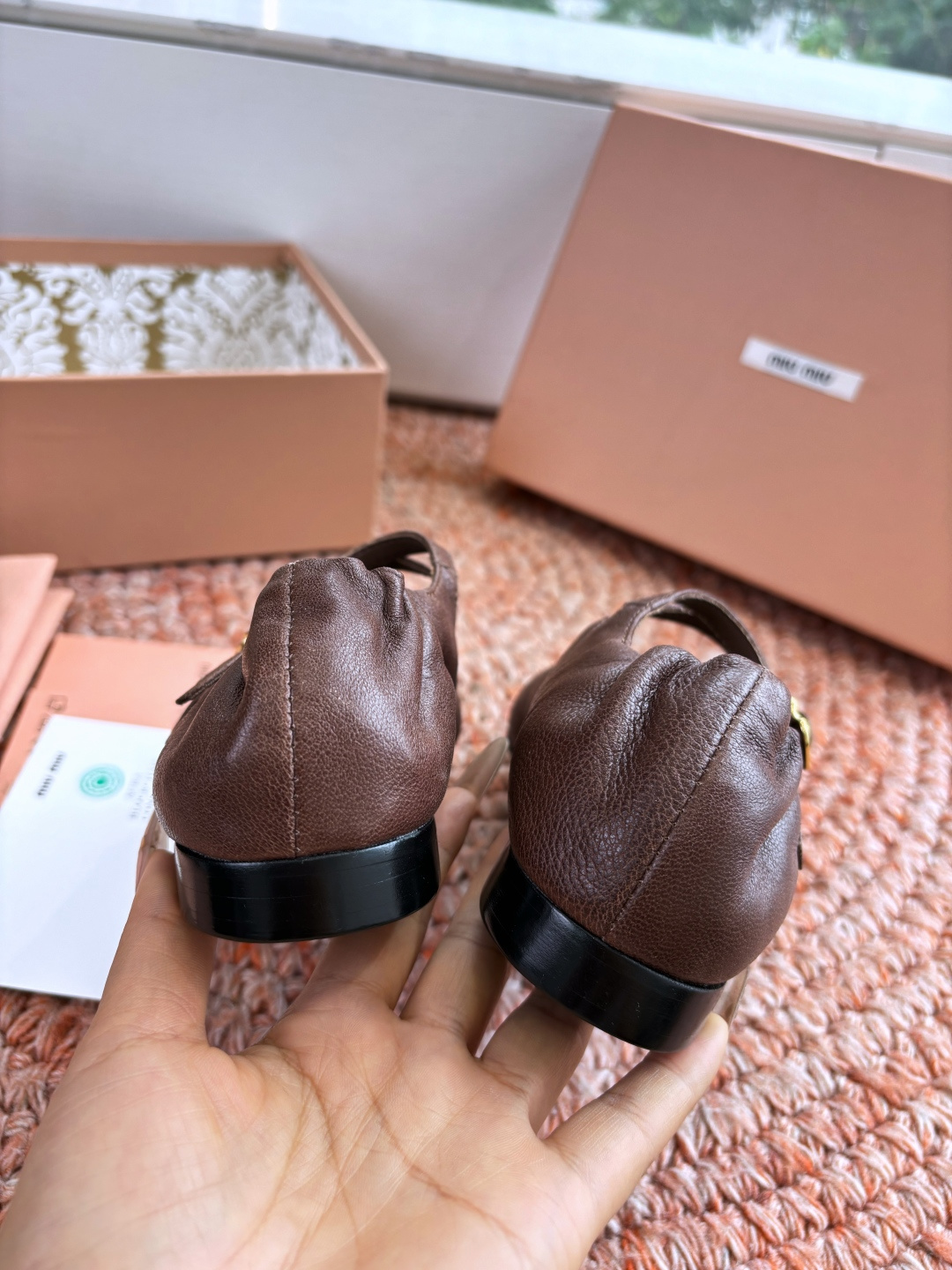 🌾G021代购级独家上新Miu Miu2026真皮乐福鞋Zp开发 手工羊皮平底拖鞋秒杀市面版本Miu真的