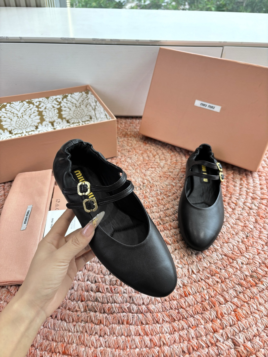 🌾G0286代购级独家上新Miu Miu2026真皮乐福鞋Zp开发 手工羊皮平底拖鞋秒杀市面版本Miu真