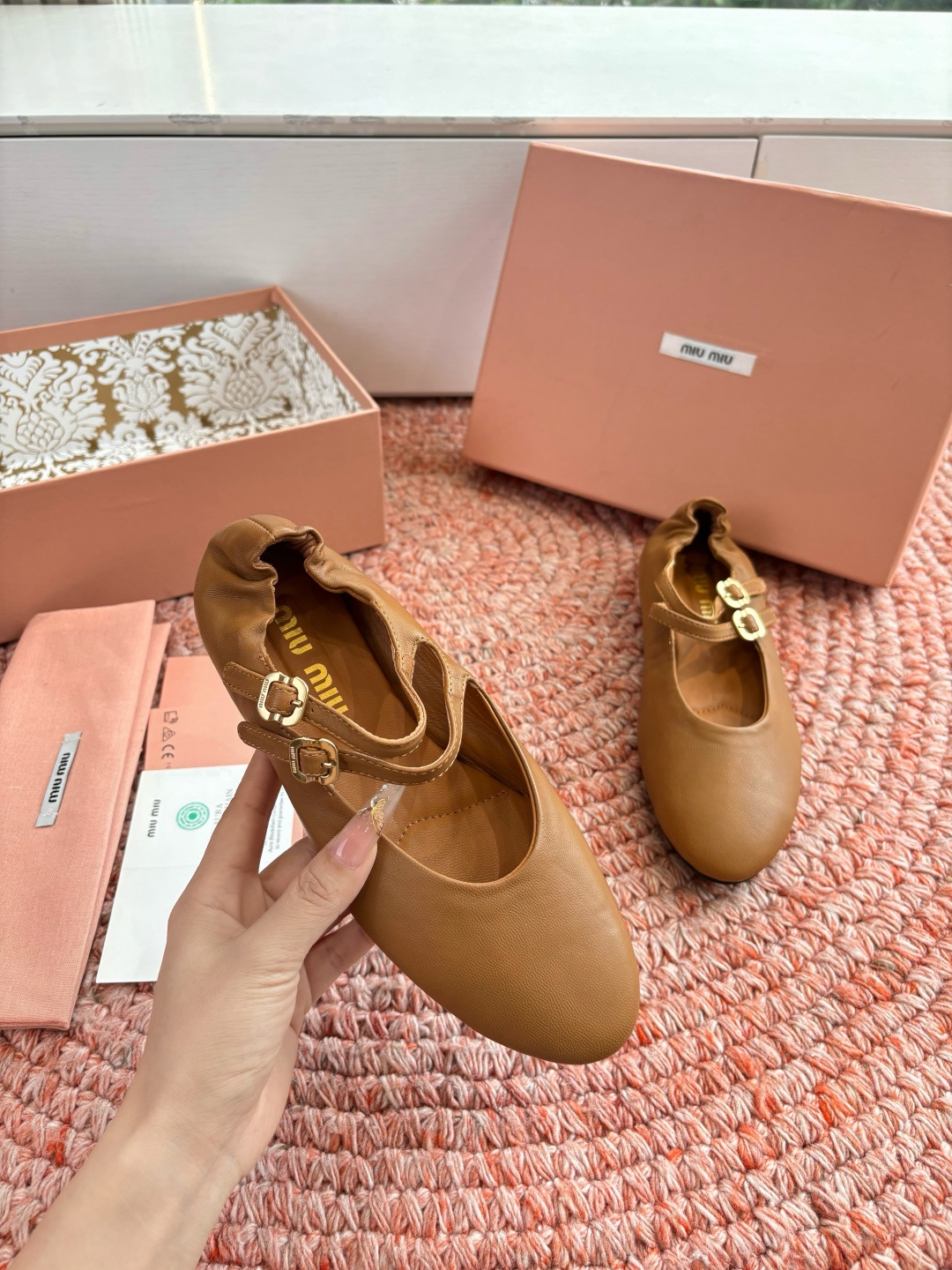 🌾G0286代购级独家上新Miu Miu2026真皮乐福鞋Zp开发 手工羊皮平底拖鞋秒杀市面版本Miu真