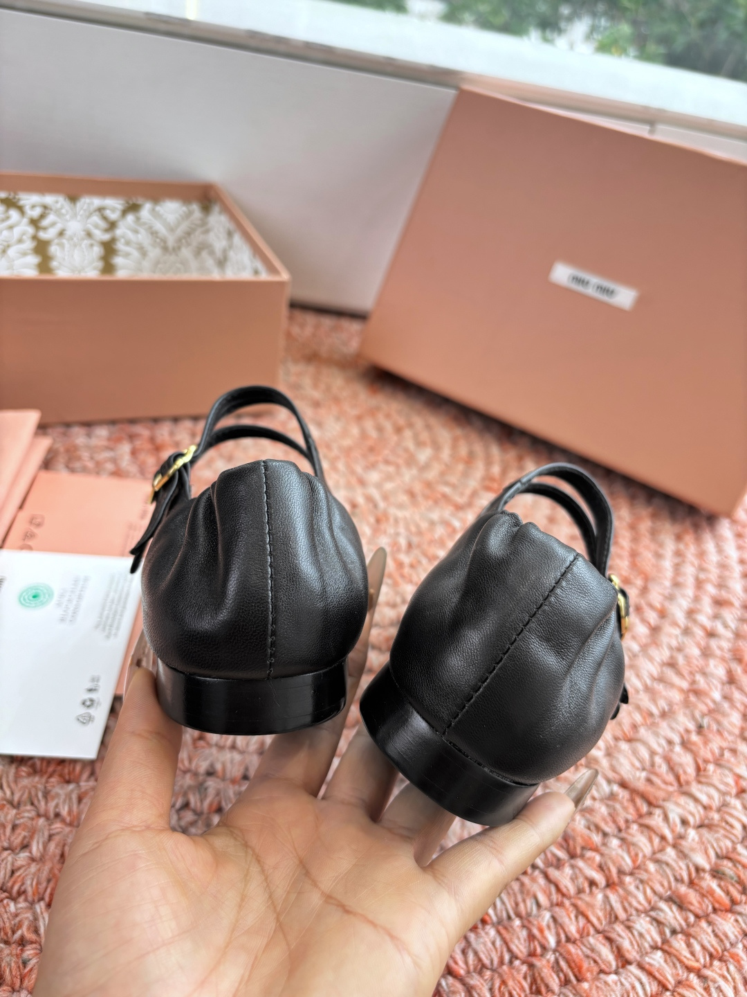 🌾G0286代购级独家上新Miu Miu2026真皮乐福鞋Zp开发 手工羊皮平底拖鞋秒杀市面版本Miu真