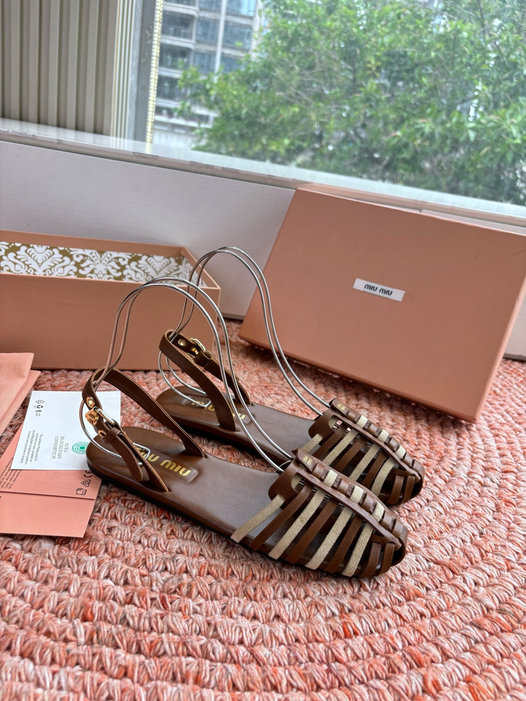 🌾G0286代购级独家上新Miu Miu2026牛皮半拖Zp开发 手工羊皮编织麻花菱格平底拖鞋秒杀市面版