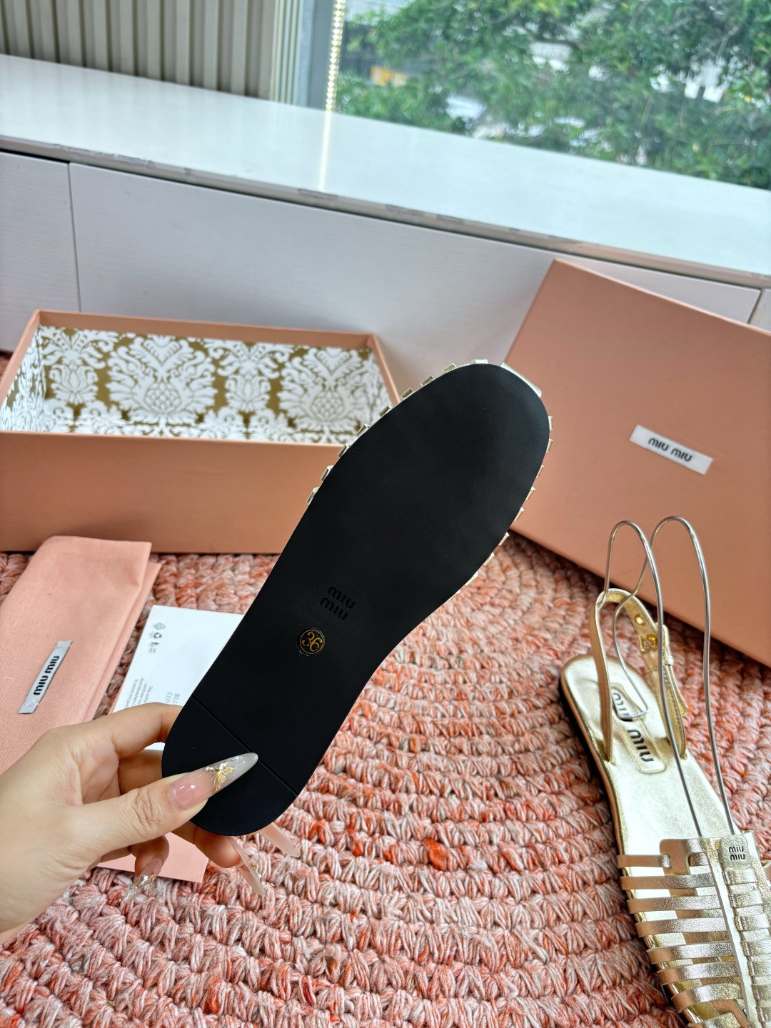 🌾G0286代购级独家上新Miu Miu2026牛皮半拖Zp开发 手工羊皮编织麻花菱格平底拖鞋秒杀市面版