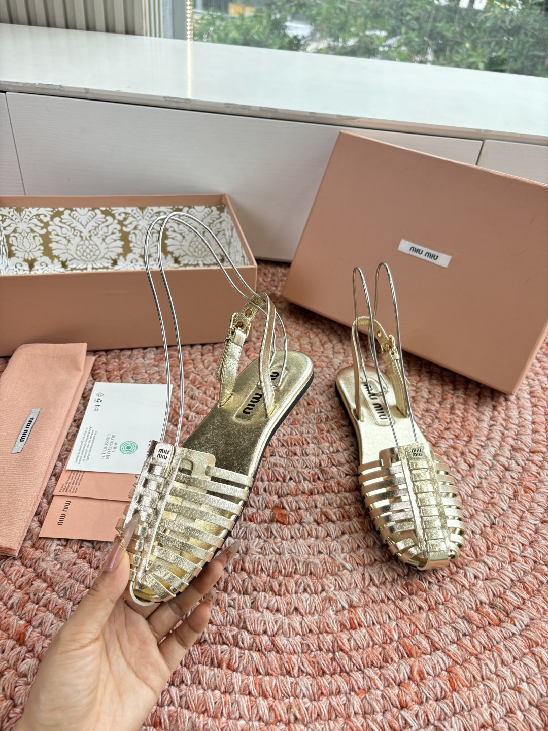 🌾G0286代购级独家上新Miu Miu2026牛皮半拖Zp开发 手工羊皮编织麻花菱格平底拖鞋秒杀市面版