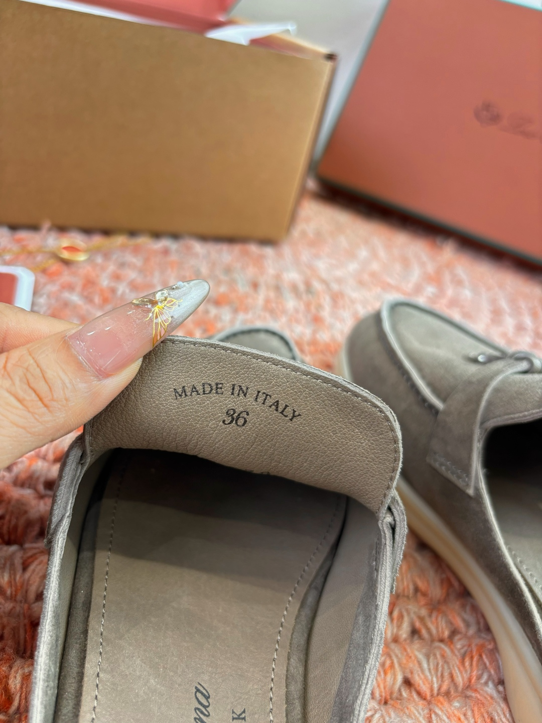 🌾G0286专柜原单品质所见即所得Loro Pian*经典爆款出品lp顶级版本 英伦流苏平底乐福鞋原来这