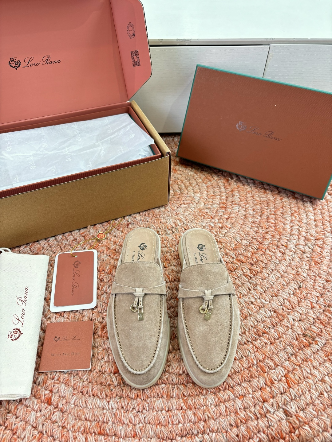 🌾G0286专柜原单品质所见即所得Loro Pian*经典爆款出品lp顶级版本 英伦流苏平底乐福鞋原来这