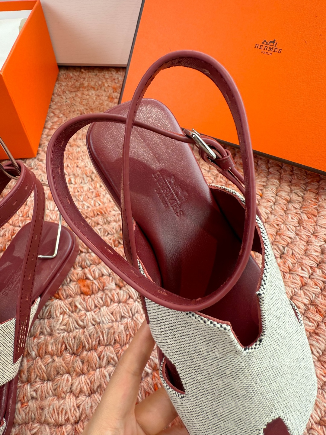 🌾G203高端品质H家 2026春夏新款 HERMES爱马仕H凉鞋一字平底真皮外穿凉鞋女扣平底金属银扣真