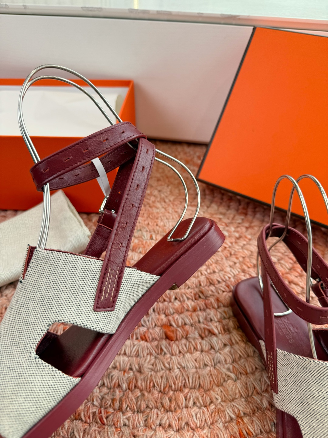 🌾G203高端品质H家 2026春夏新款 HERMES爱马仕H凉鞋一字平底真皮外穿凉鞋女扣平底金属银扣真