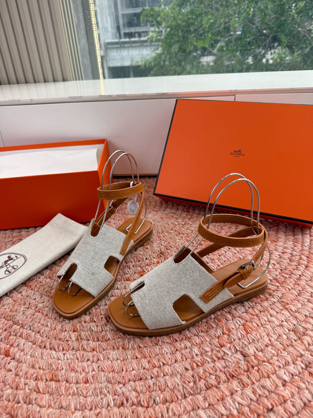 🌾G203高端品质H家 2026春夏新款 HERMES爱马仕H凉鞋一字平底真皮外穿凉鞋女扣平底金属银扣真