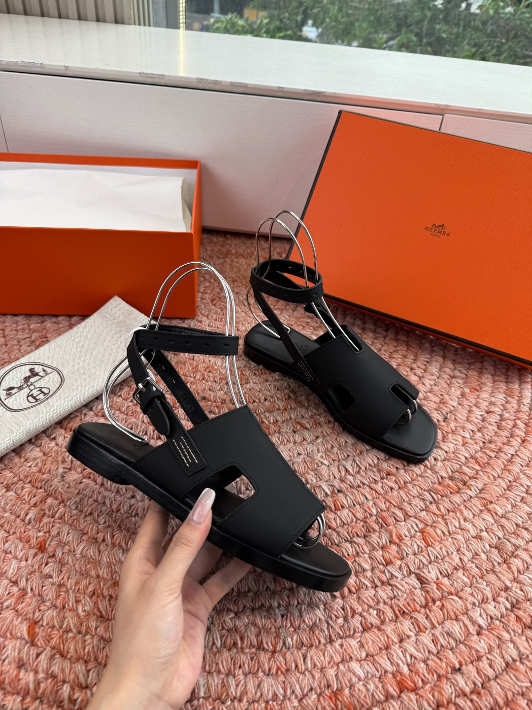 🌾G203高端品质H家 2026春夏新款 HERMES爱马仕H凉鞋一字平底真皮外穿凉鞋女扣平底金属银扣真