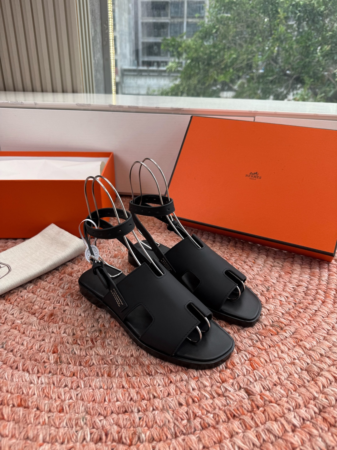 🌾G203高端品质H家 2026春夏新款 HERMES爱马仕H凉鞋一字平底真皮外穿凉鞋女扣平底金属银扣真