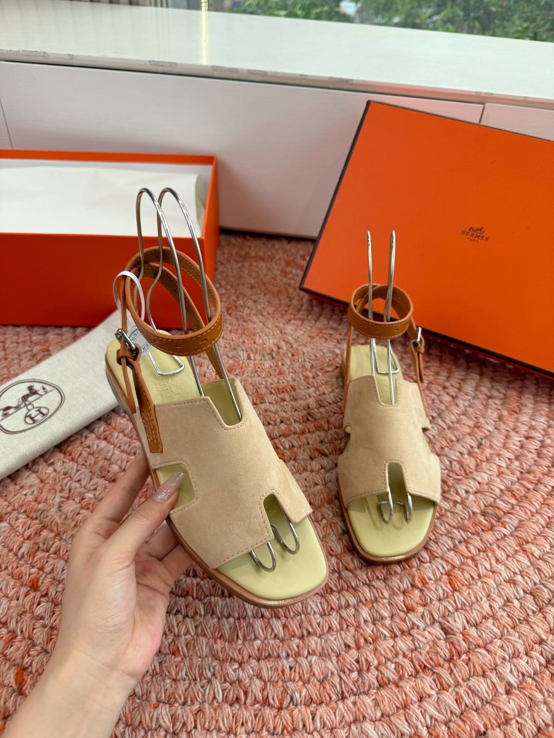 🌾G203高端品质H家 2026春夏新款 HERMES爱马仕H凉鞋一字平底真皮外穿凉鞋女扣平底金属银扣真