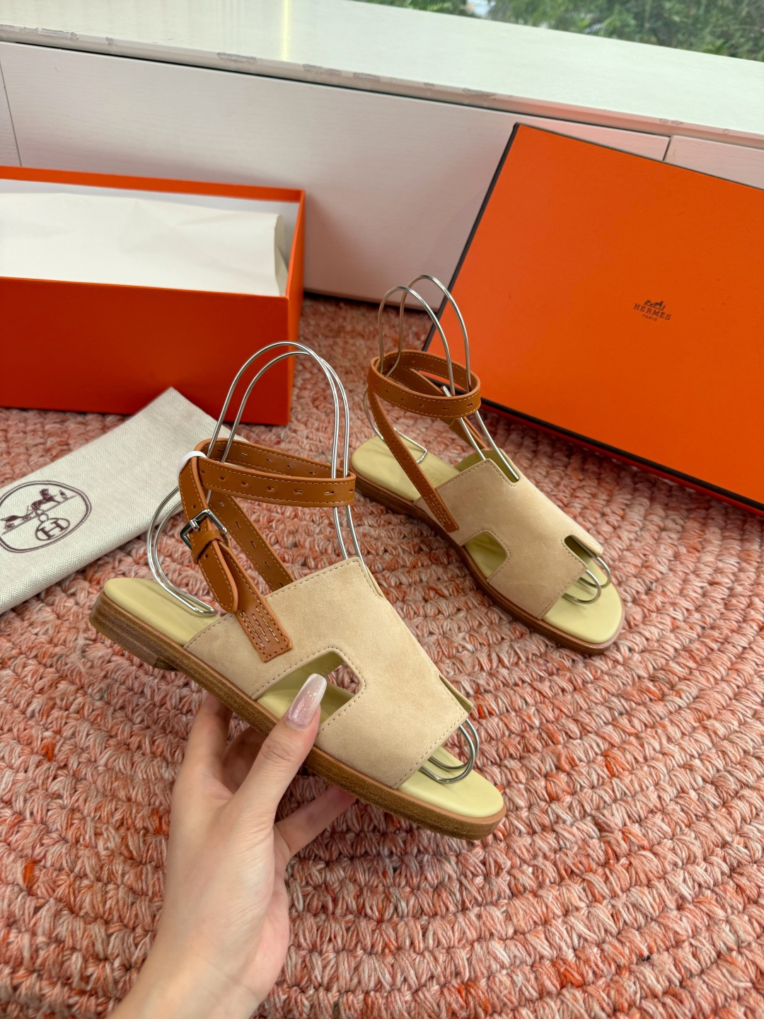 🌾G203高端品质H家 2026春夏新款 HERMES爱马仕H凉鞋一字平底真皮外穿凉鞋女扣平底金属银扣真