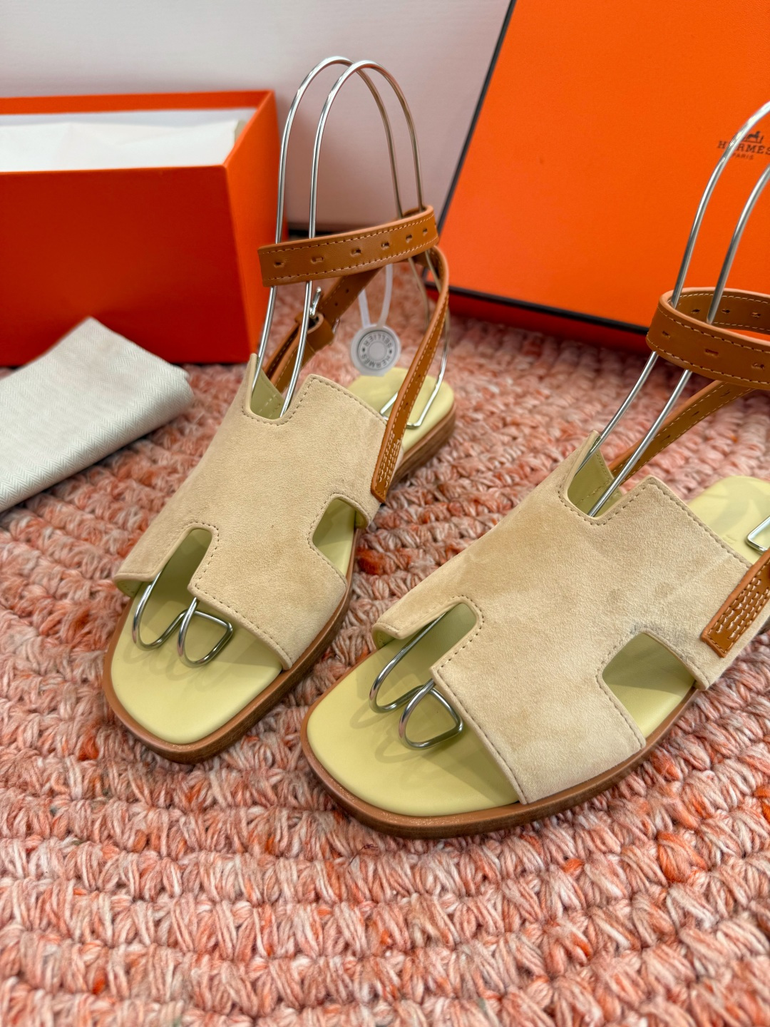 🌾G203高端品质H家 2026春夏新款 HERMES爱马仕H凉鞋一字平底真皮外穿凉鞋女扣平底金属银扣真