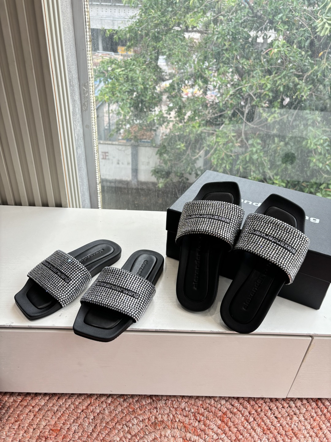 🌾G013顶级品质Alexander Wang aw carter亚历山大王 烫钻 拖鞋Jennie 大