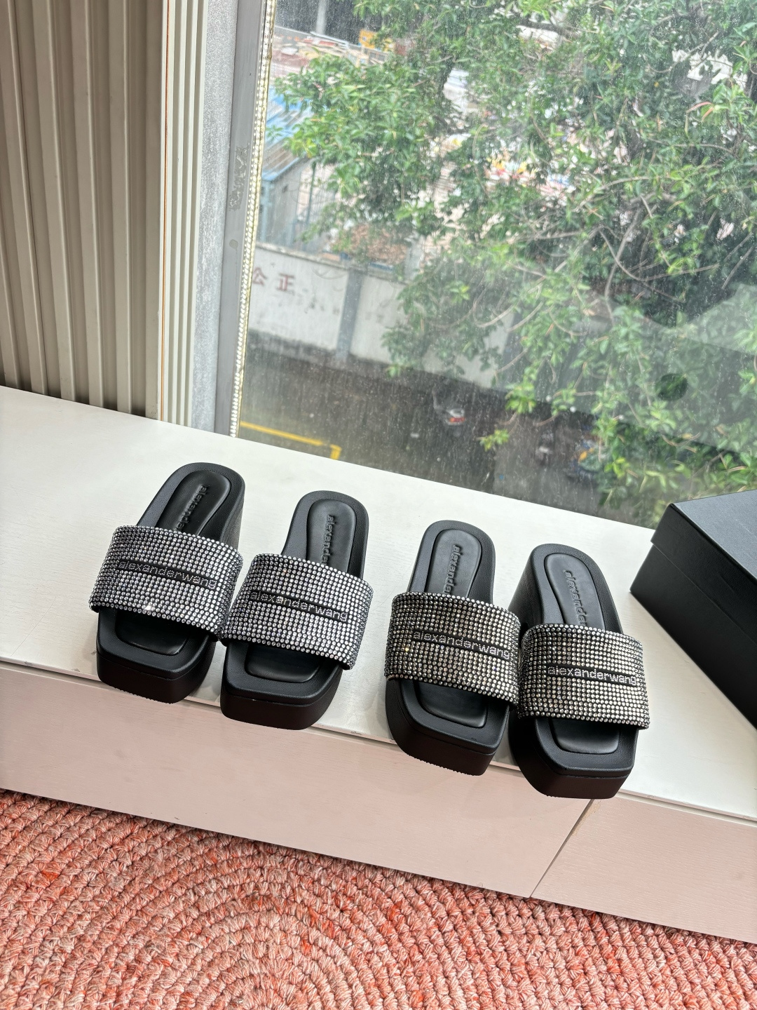 🌾G013顶级品质Alexander Wang aw carter亚历山大王 烫钻 拖鞋Jennie 大