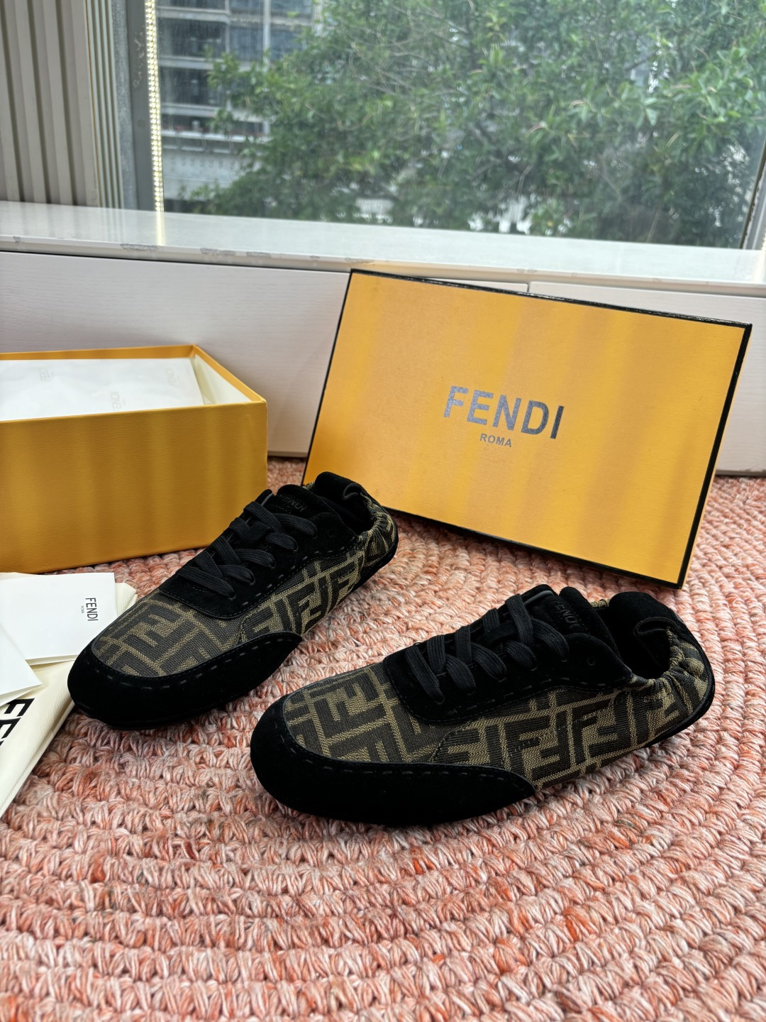 🌾G036Fendi芬迪 最新Fit系列 系带 松紧 芭蕾舞鞋 休闲鞋‼️ FENDI Fit系带低帮鞋