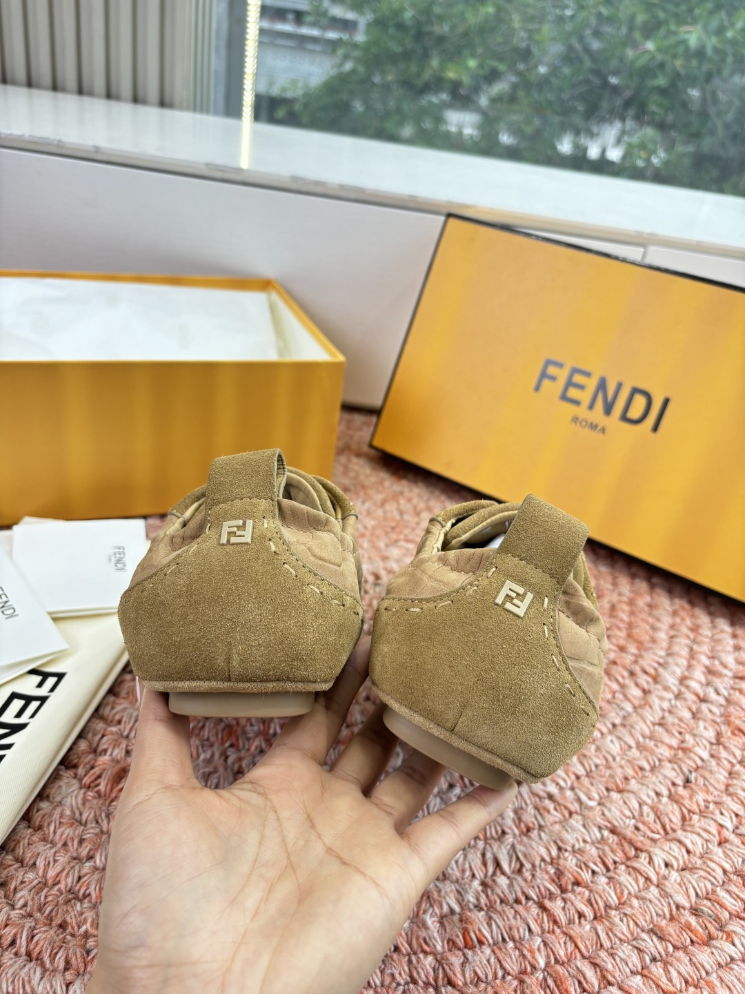 🌾G036Fendi芬迪 最新Fit系列 系带 松紧 芭蕾舞鞋 休闲鞋‼️ FENDI Fit系带低帮鞋