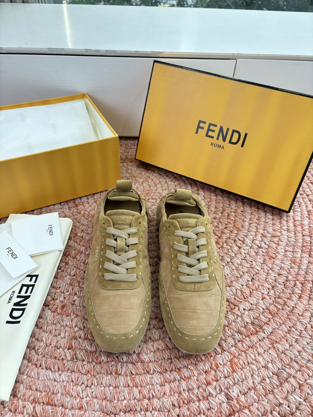 🌾G036Fendi芬迪 最新Fit系列 系带 松紧 芭蕾舞鞋 休闲鞋‼️ FENDI Fit系带低帮鞋