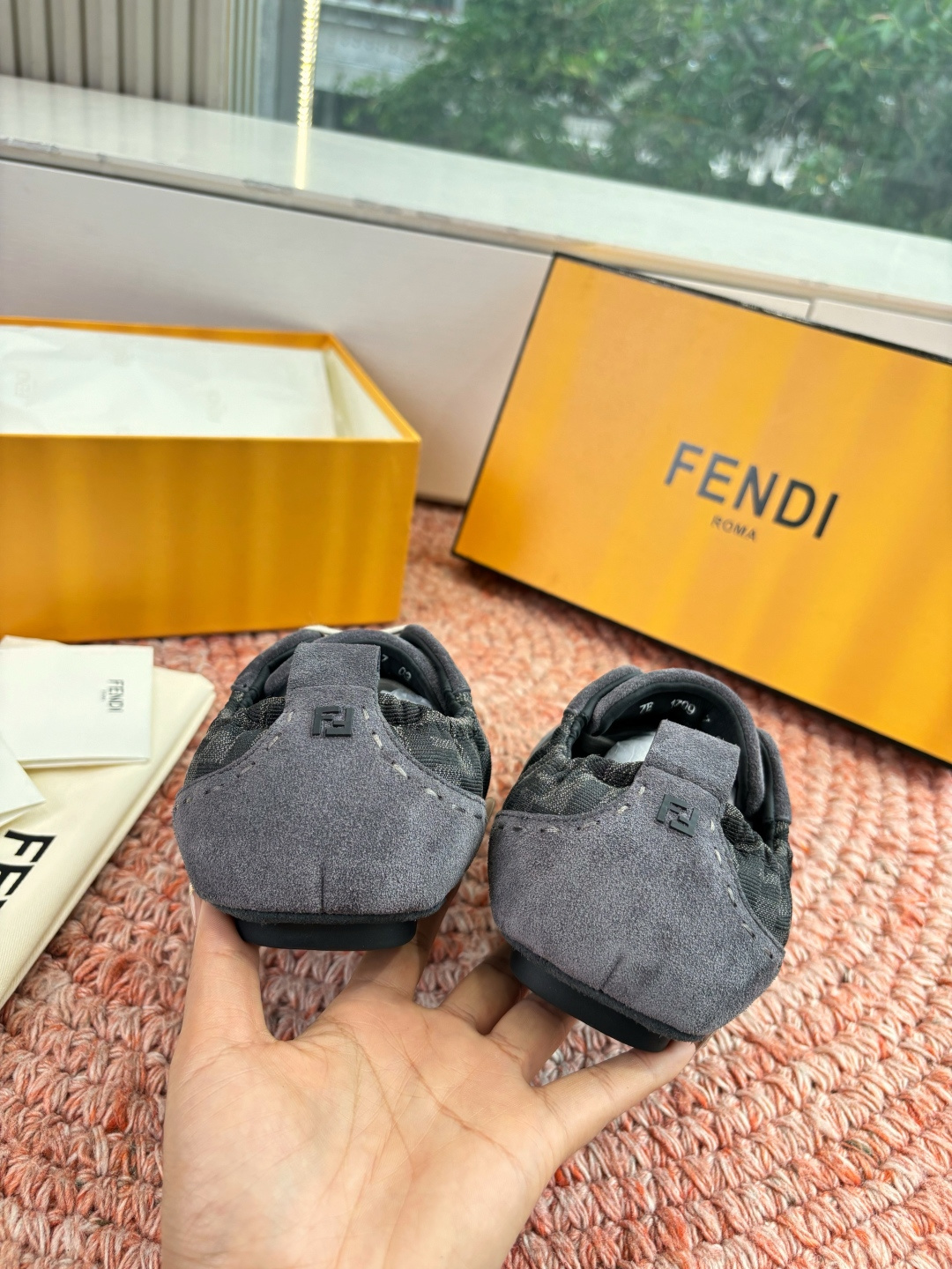 🌾G036Fendi芬迪 最新Fit系列 系带 松紧 芭蕾舞鞋 休闲鞋‼️ FENDI Fit系带低帮鞋