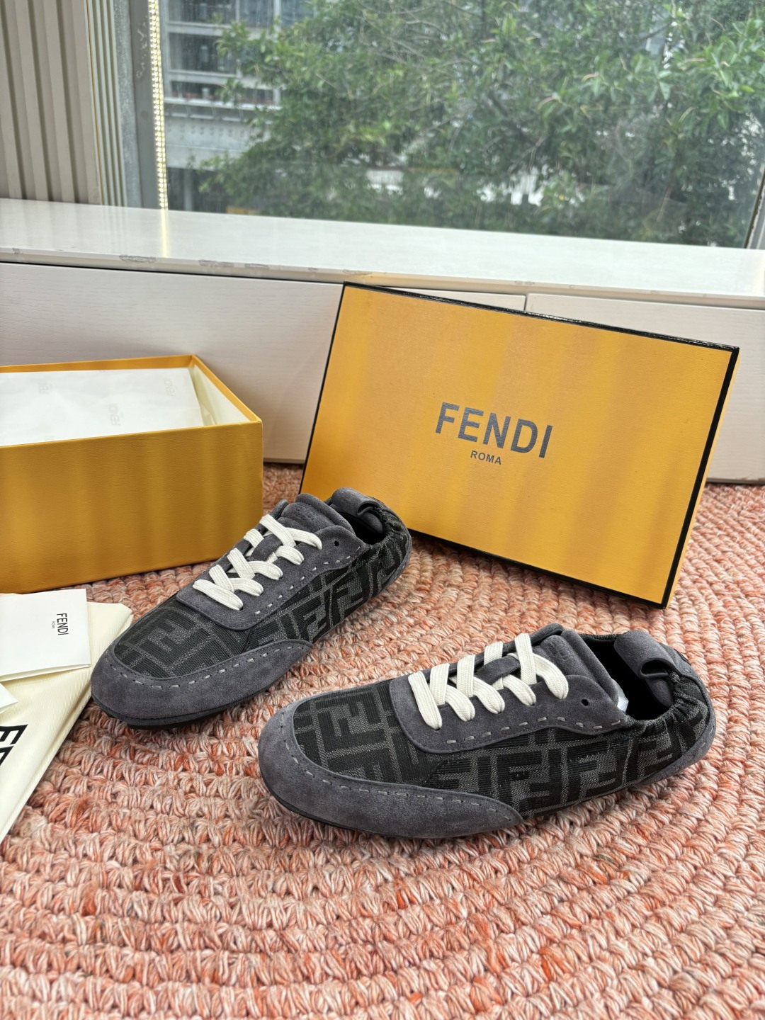 🌾G036Fendi芬迪 最新Fit系列 系带 松紧 芭蕾舞鞋 休闲鞋‼️ FENDI Fit系带低帮鞋