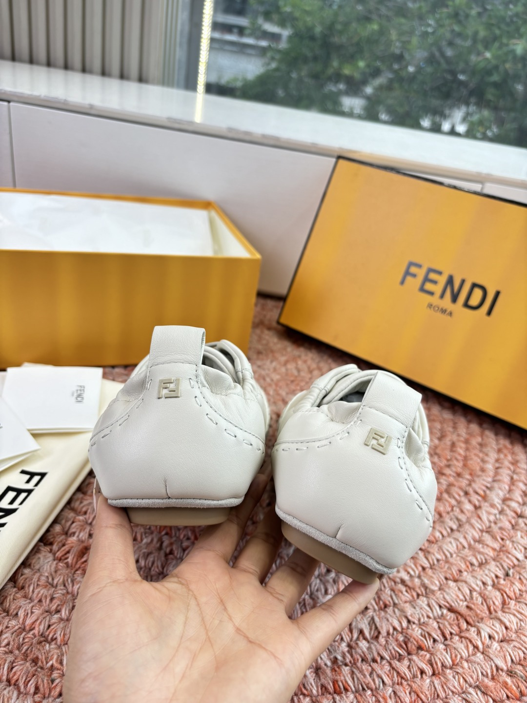 🌾G036Fendi芬迪 最新Fit系列 系带 松紧 芭蕾舞鞋 休闲鞋‼️ FENDI Fit系带低帮鞋