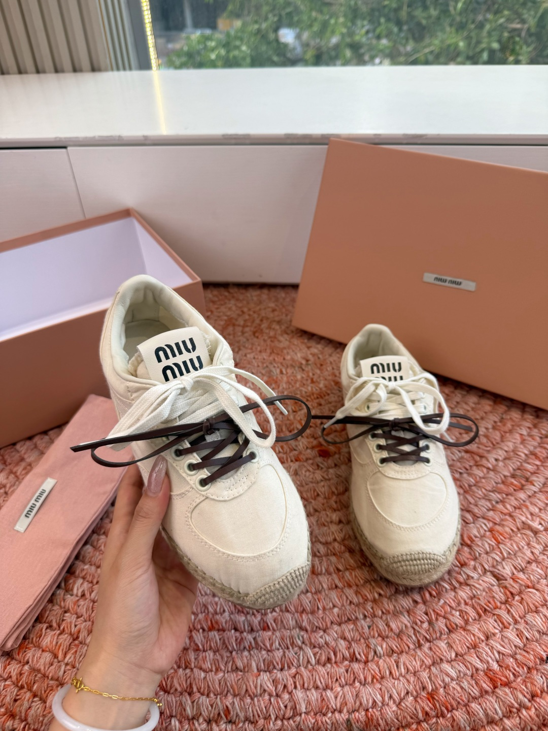 🌾G027顶级品质Miumiu 2026秋冬新款 编织麻绳渔夫鞋新走秀系列 经典升级 舒适度与时髦度并存