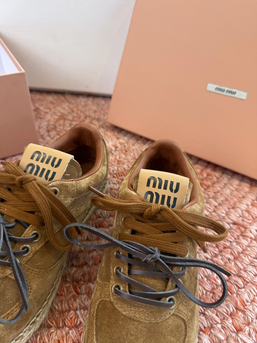 🌾G027顶级品质Miumiu 2026秋冬新款 编织麻绳渔夫鞋新走秀系列 经典升级 舒适度与时髦度并存