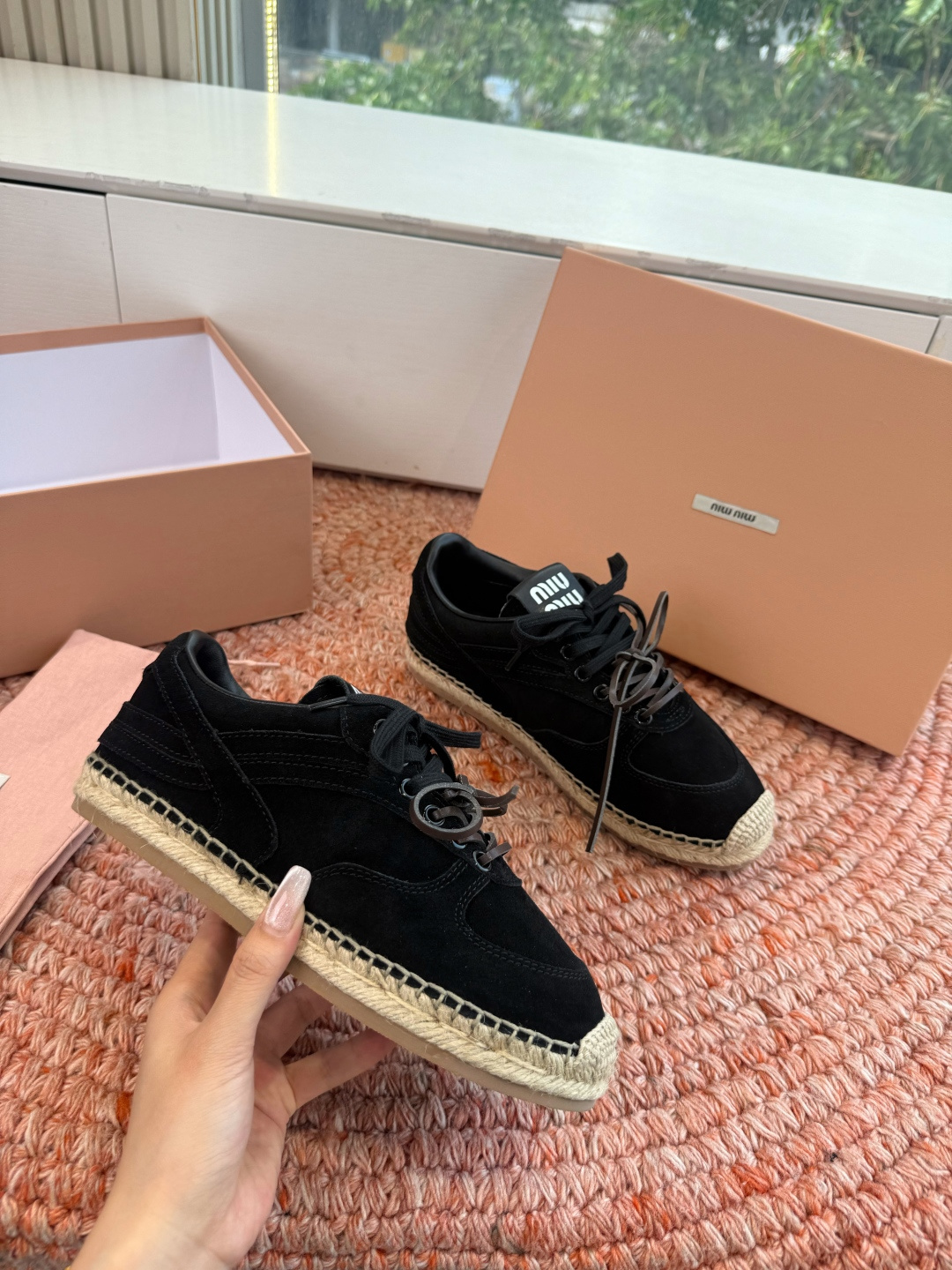 🌾G027顶级品质Miumiu 2026秋冬新款 编织麻绳渔夫鞋新走秀系列 经典升级 舒适度与时髦度并存