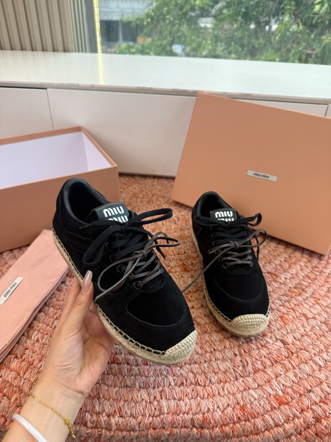 🌾G027顶级品质Miumiu 2026秋冬新款 编织麻绳渔夫鞋新走秀系列 经典升级 舒适度与时髦度并存