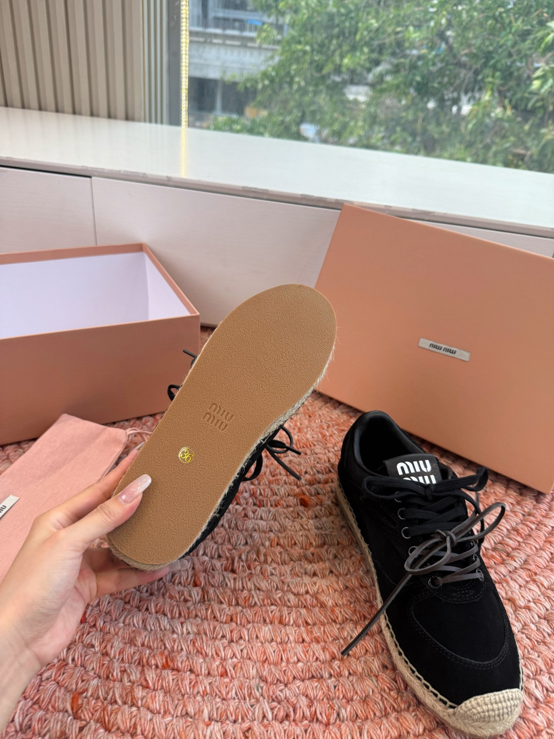 🌾G027顶级品质Miumiu 2026秋冬新款 编织麻绳渔夫鞋新走秀系列 经典升级 舒适度与时髦度并存