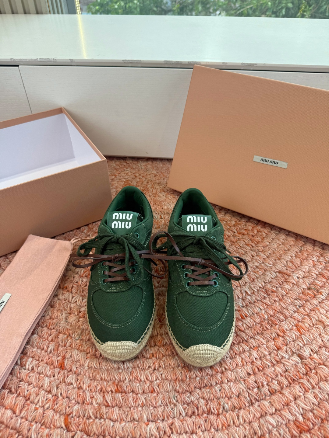 🌾G027顶级品质Miumiu 2026秋冬新款 编织麻绳渔夫鞋新走秀系列 经典升级 舒适度与时髦度并存