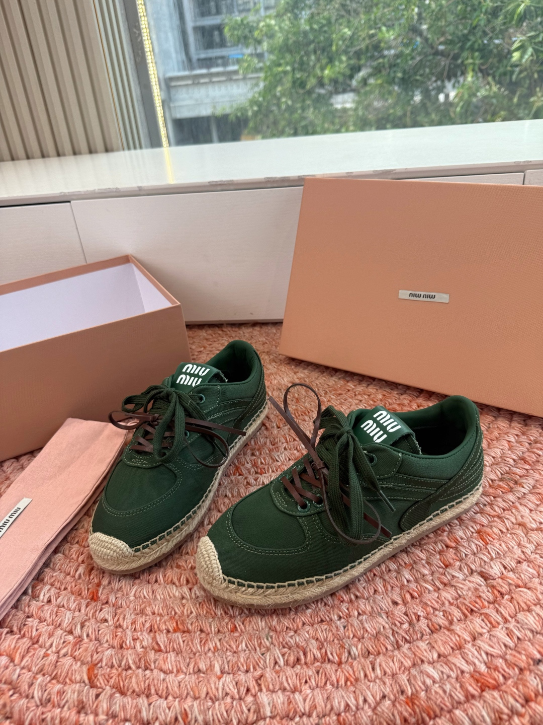 🌾G027顶级品质Miumiu 2026秋冬新款 编织麻绳渔夫鞋新走秀系列 经典升级 舒适度与时髦度并存