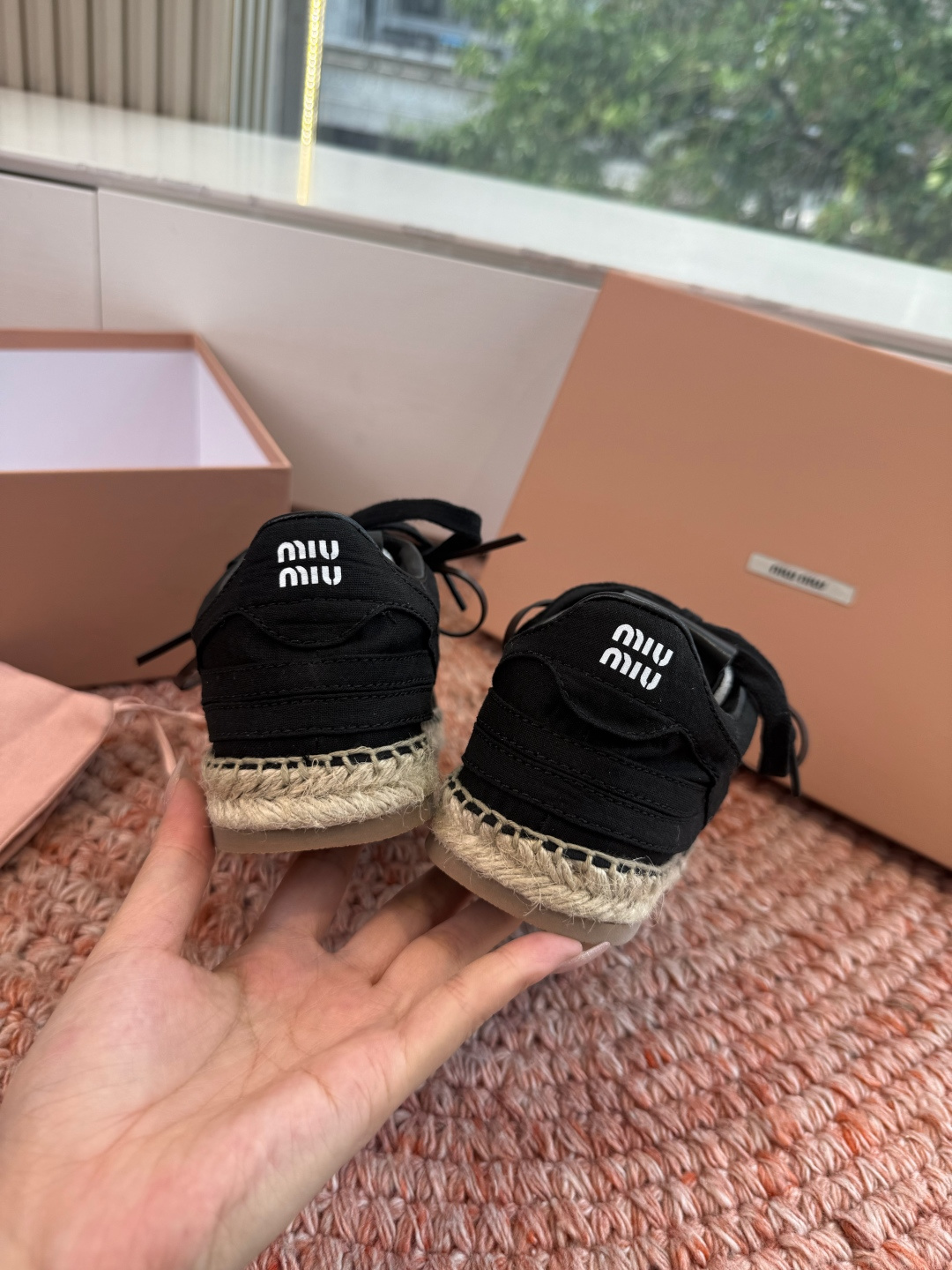 🌾G027顶级品质Miumiu 2026秋冬新款 编织麻绳渔夫鞋新走秀系列 经典升级 舒适度与时髦度并存