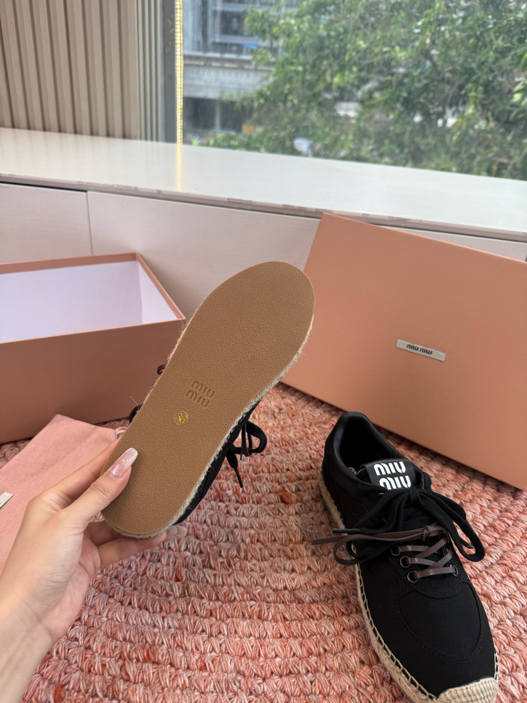 🌾G027顶级品质Miumiu 2026秋冬新款 编织麻绳渔夫鞋新走秀系列 经典升级 舒适度与时髦度并存