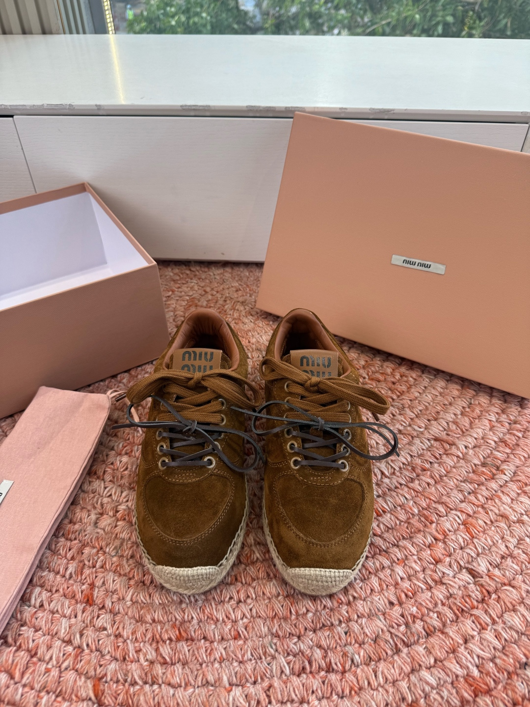 🌾G027顶级品质Miumiu 2026秋冬新款 编织麻绳渔夫鞋新走秀系列 经典升级 舒适度与时髦度并存