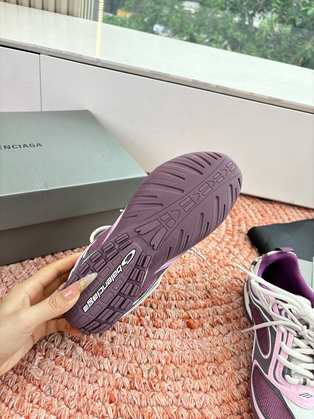 🌾G177顶级巴黎世家：从3XL到薄底鞋随Loewe、Bottega Veneta之后，我注意到Bale