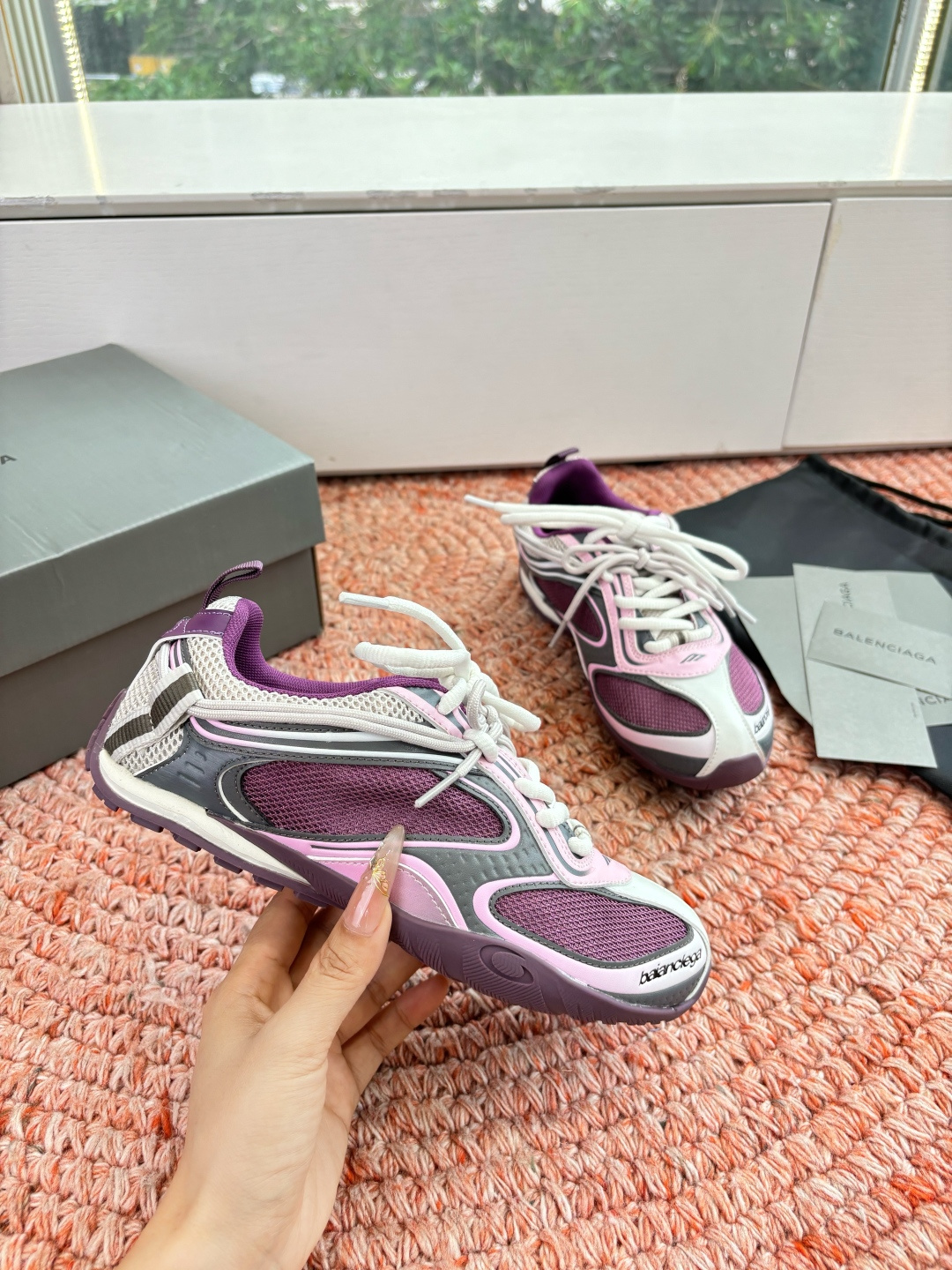 🌾G177顶级巴黎世家：从3XL到薄底鞋随Loewe、Bottega Veneta之后，我注意到Bale