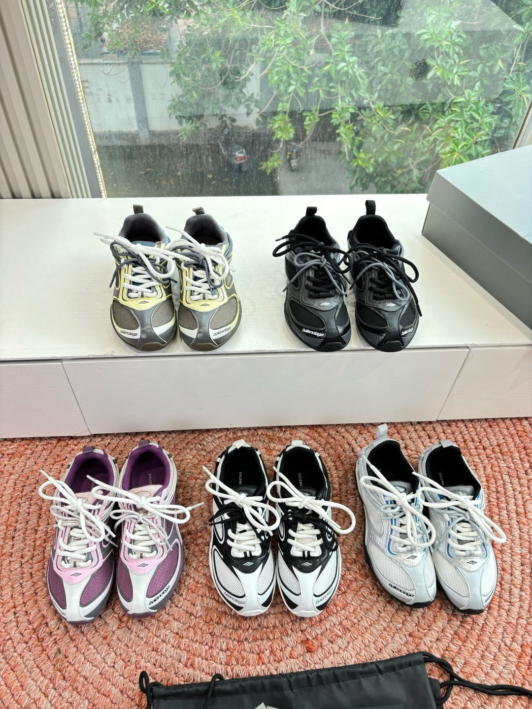 🌾G177顶级巴黎世家：从3XL到薄底鞋随Loewe、Bottega Veneta之后，我注意到Bale