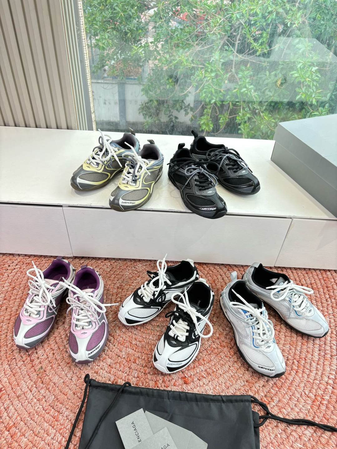 🌾G177顶级巴黎世家：从3XL到薄底鞋随Loewe、Bottega Veneta之后，我注意到Bale