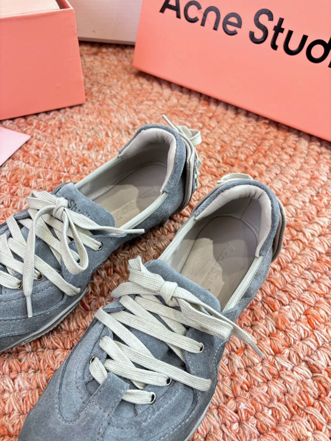 🌾所见即所得出货快G130Acne Studios新款芭蕾舞运动鞋(Acne Studios将运动鞋与当