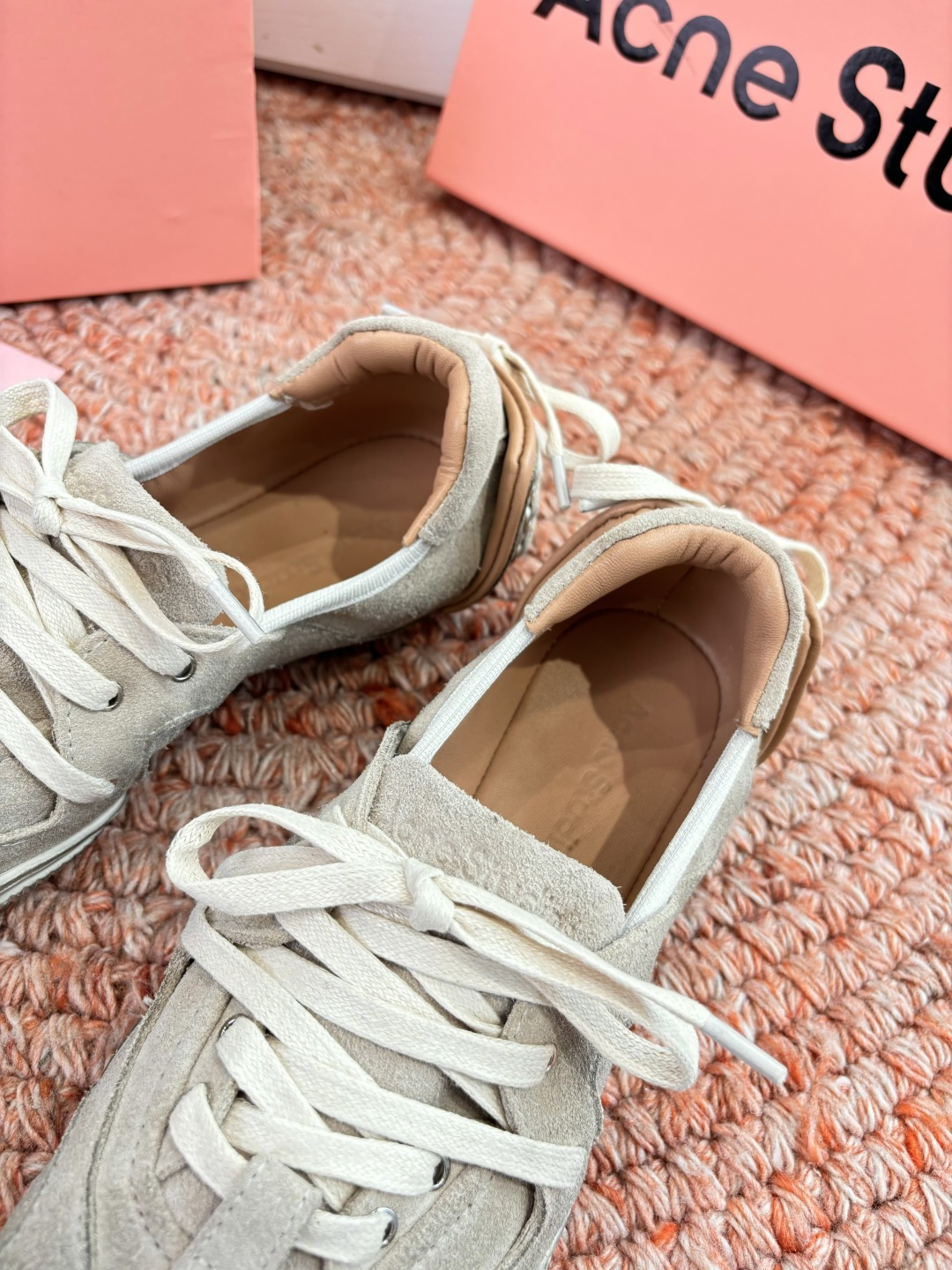 🌾所见即所得出货快G130Acne Studios新款芭蕾舞运动鞋(Acne Studios将运动鞋与当